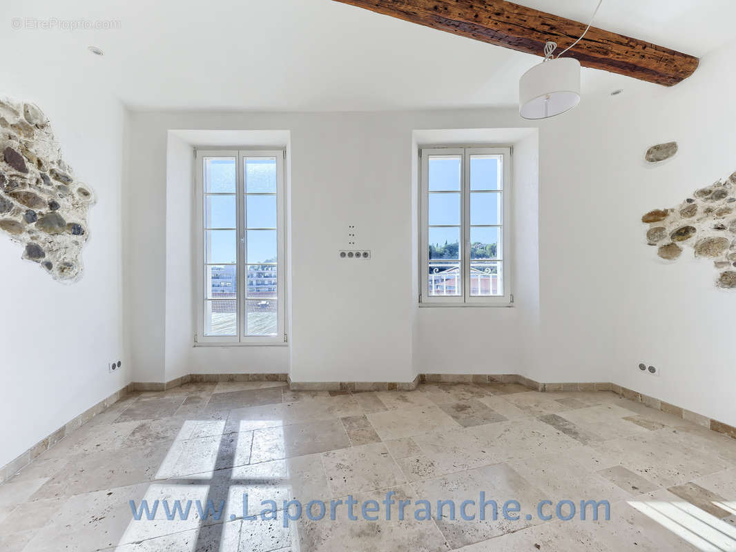 Appartement à CAGNES-SUR-MER