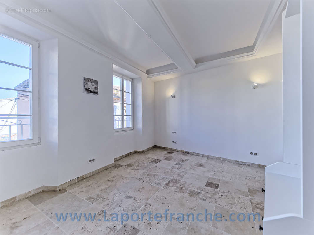 Appartement à CAGNES-SUR-MER