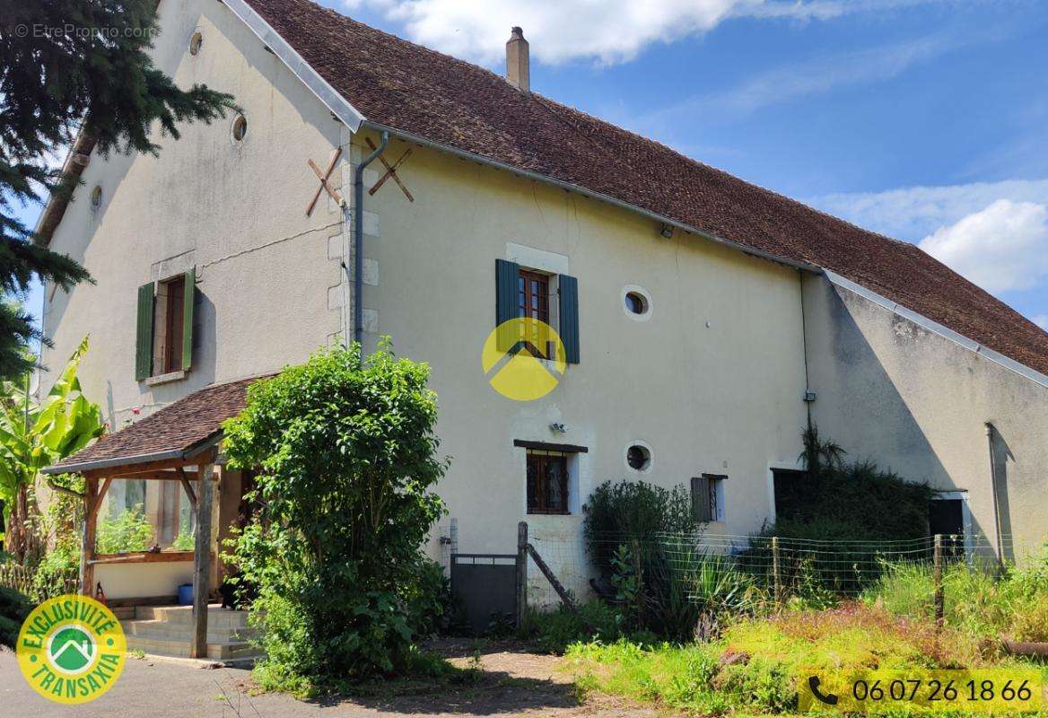 Maison à SANCERRE