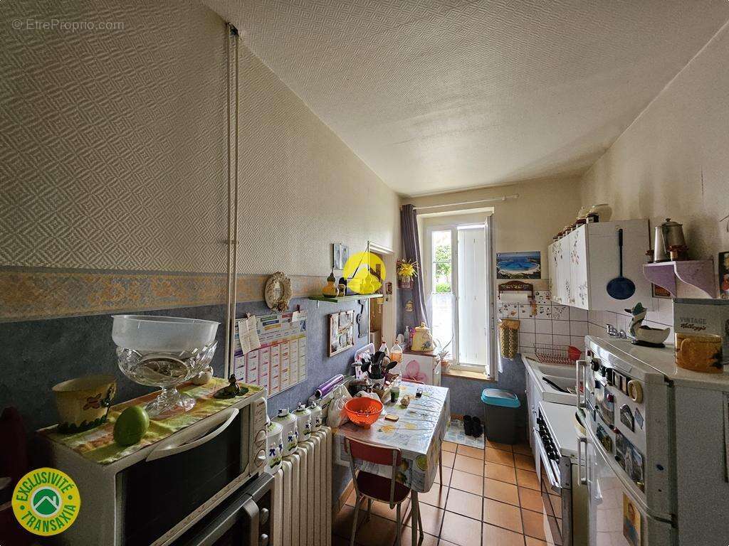 Appartement à NERONDES