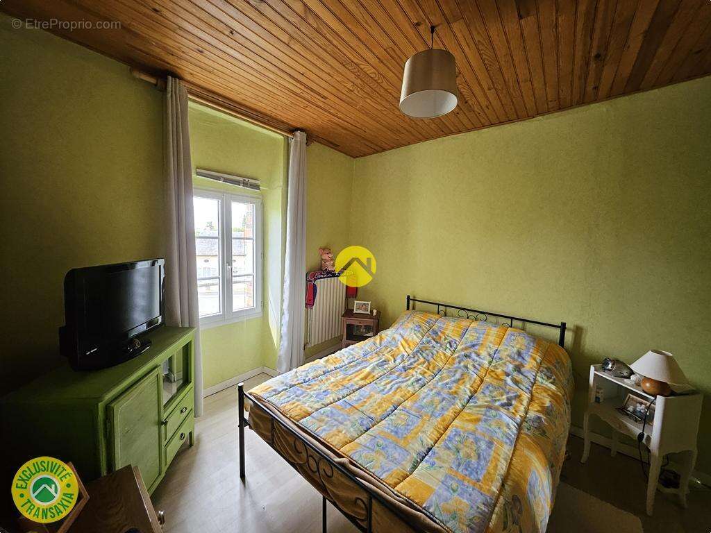 Appartement à NERONDES