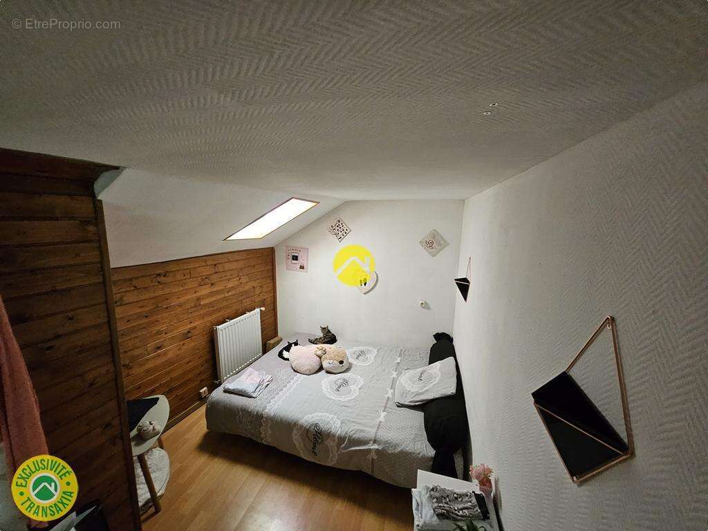 Appartement à NERONDES