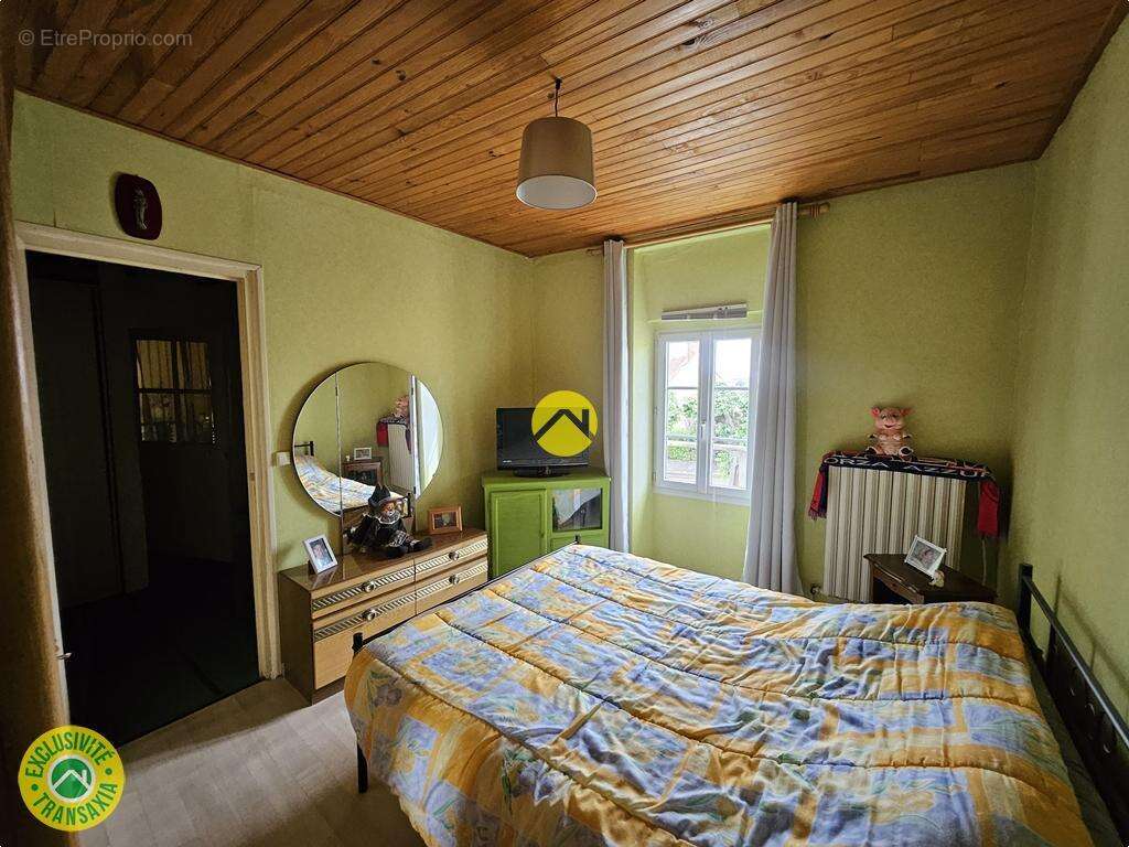 Appartement à NERONDES