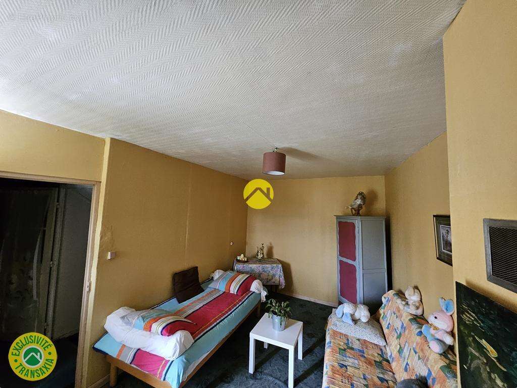 Appartement à NERONDES