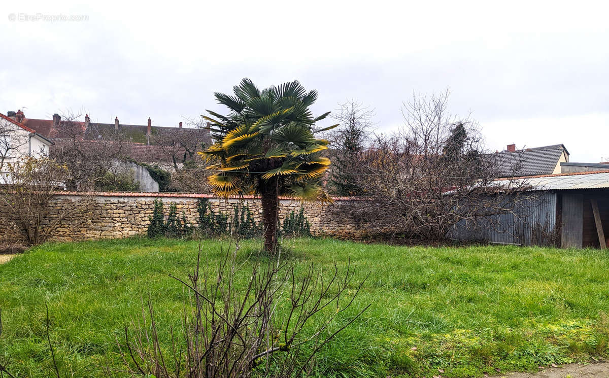 Maison à FOURCHAMBAULT