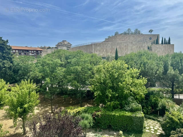 Appartement à AIX-EN-PROVENCE