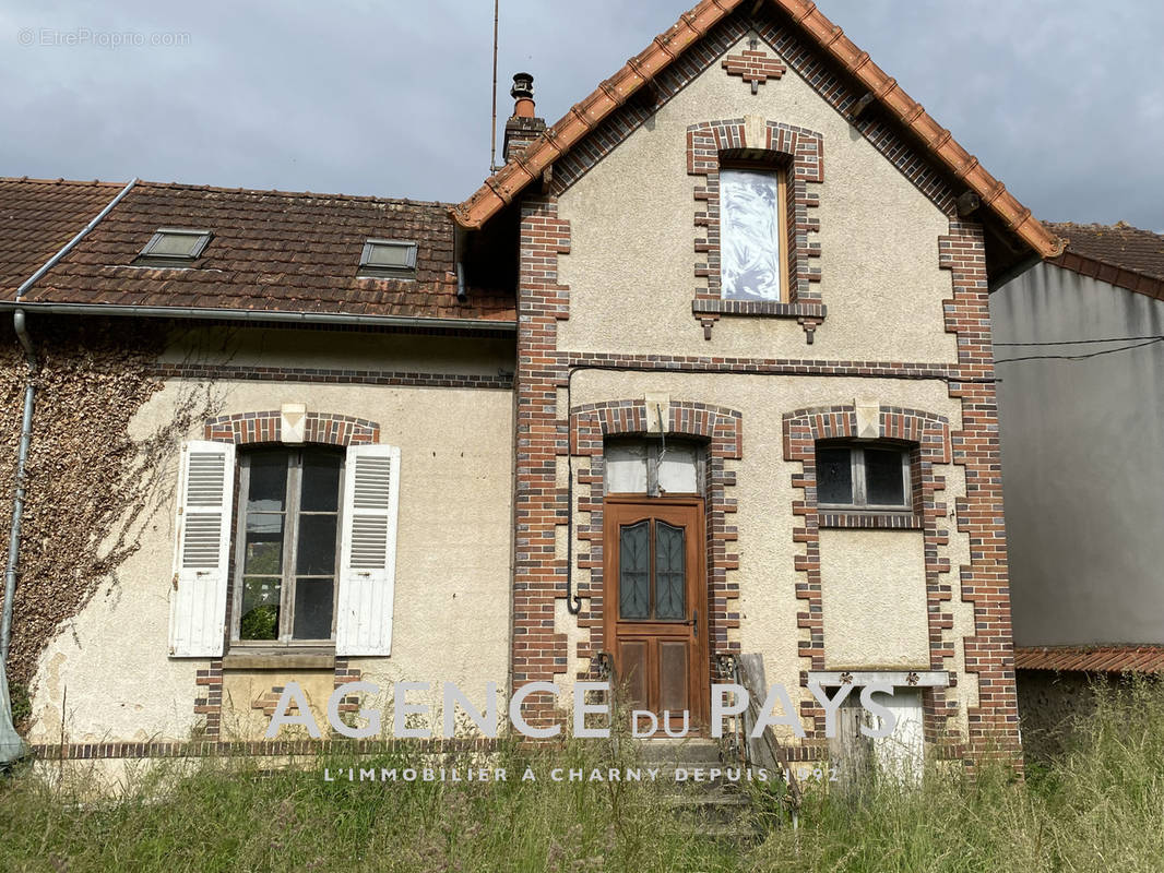 Maison à CHAMBEUGLE