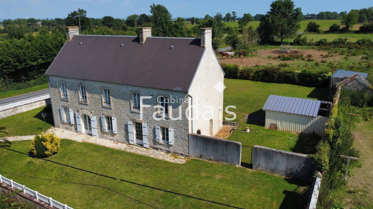 Maison à GEFOSSE-FONTENAY