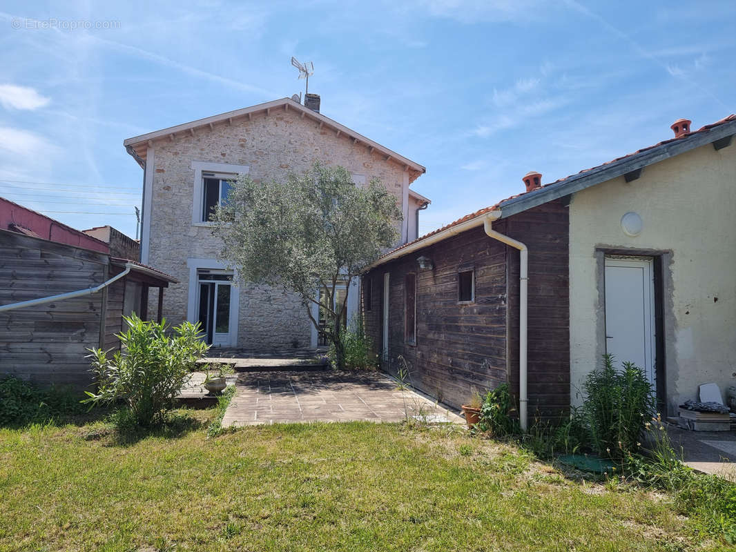 Maison à ROCHEFORT