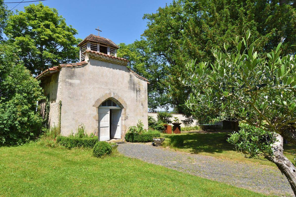 Maison à NERVIEUX