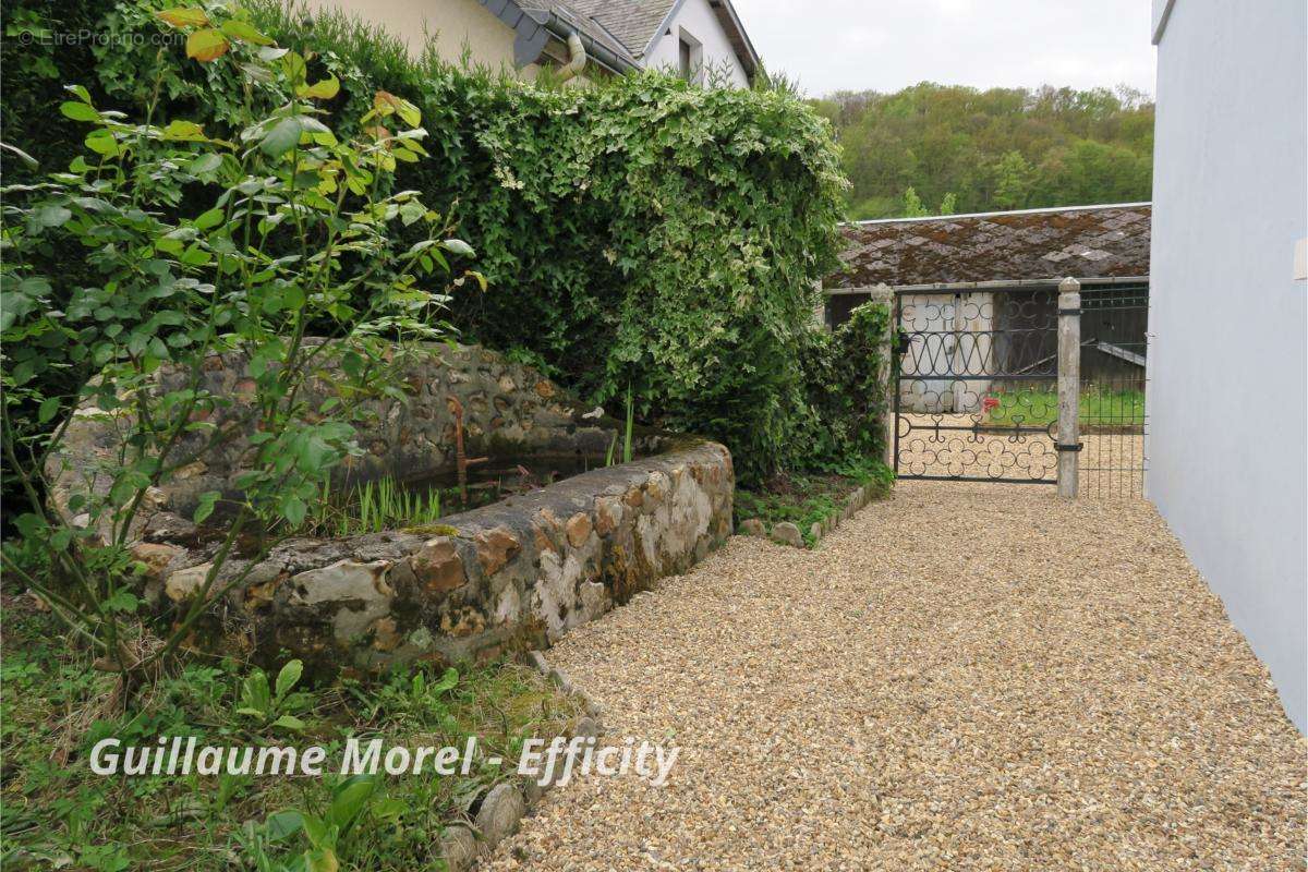 Maison à GRUCHET-LE-VALASSE