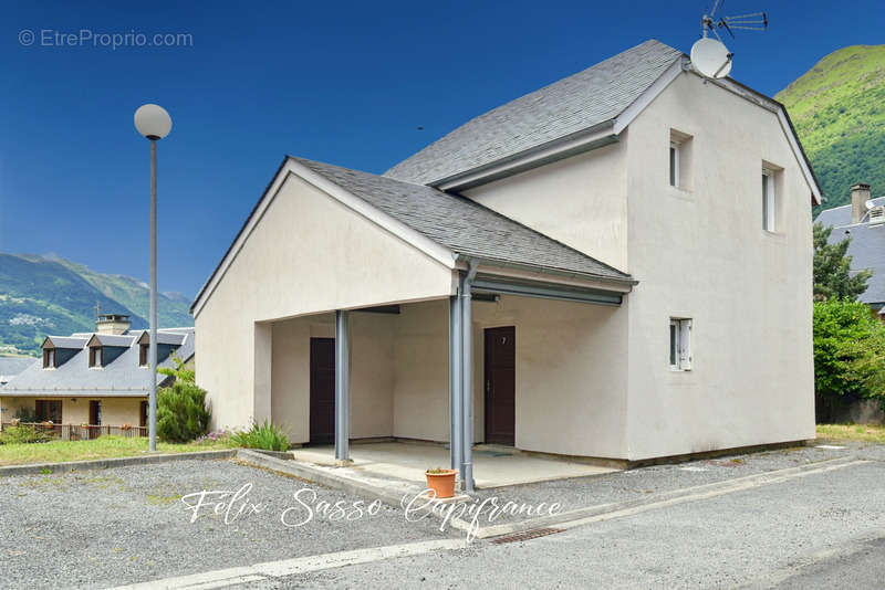 Maison à LUZ-SAINT-SAUVEUR