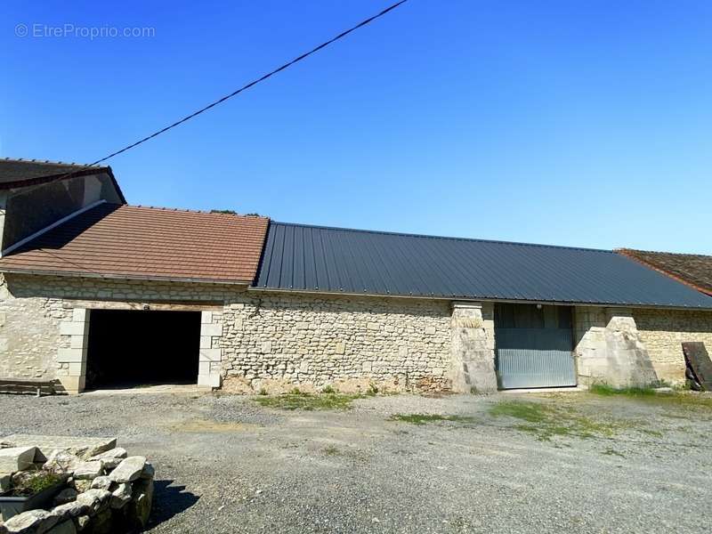 Maison à CHATELLERAULT