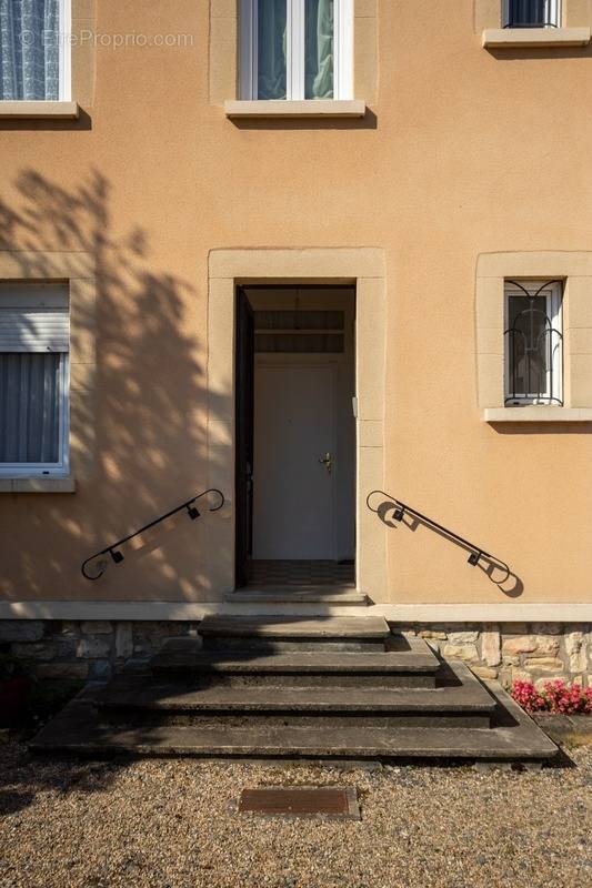 Appartement à DIGOIN