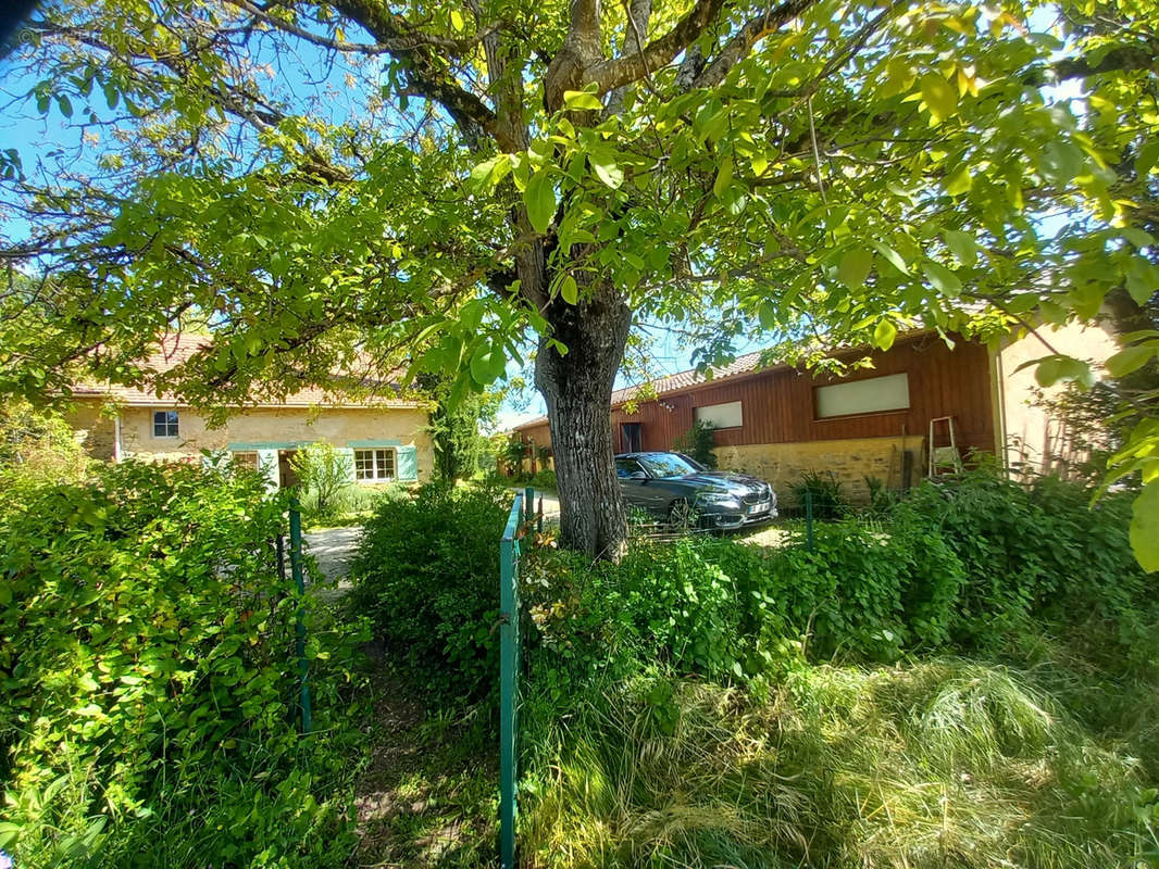 Appartement à PRATS-DU-PERIGORD