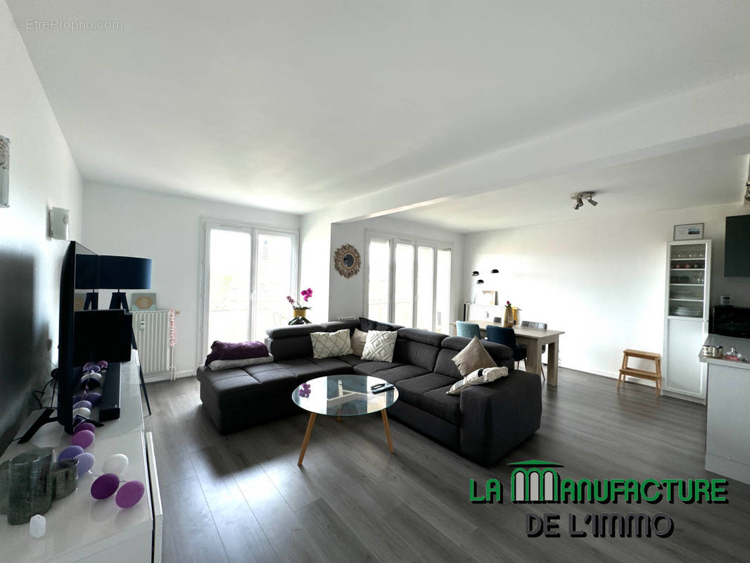 Appartement à SAINT-ETIENNE