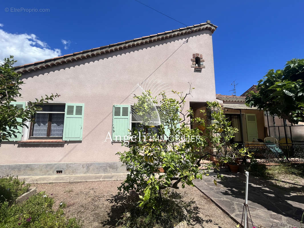 Maison à FREJUS