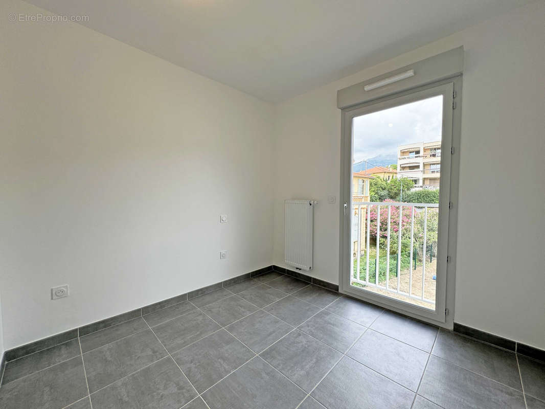 Appartement à VENCE