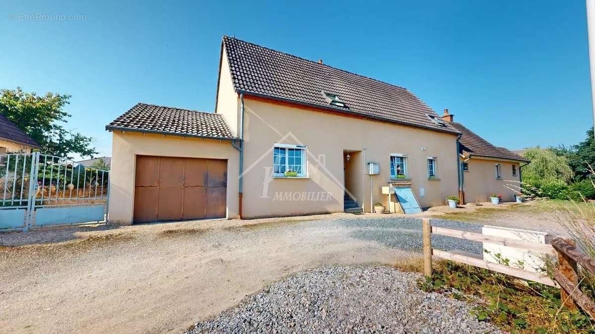 Maison à TOULON-SUR-ALLIER