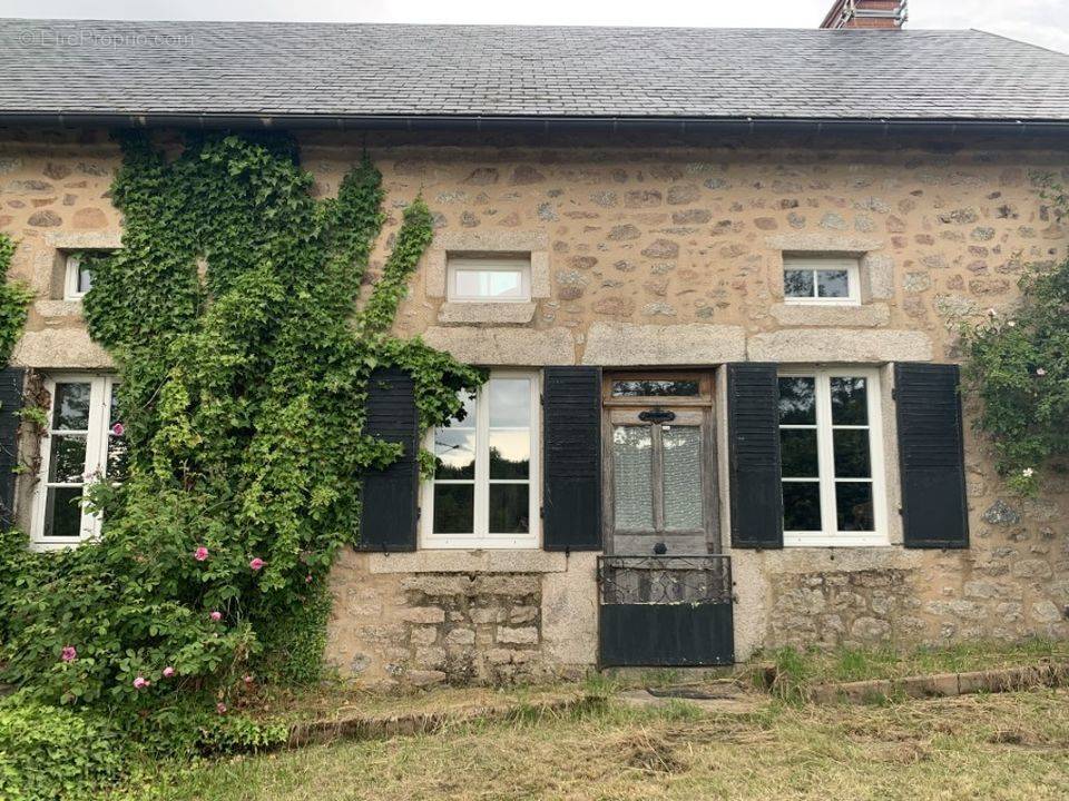 Maison à DUN-LES-PLACES