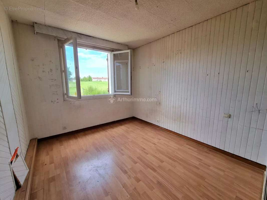 Appartement à BREUVANNES-EN-BASSIGNY