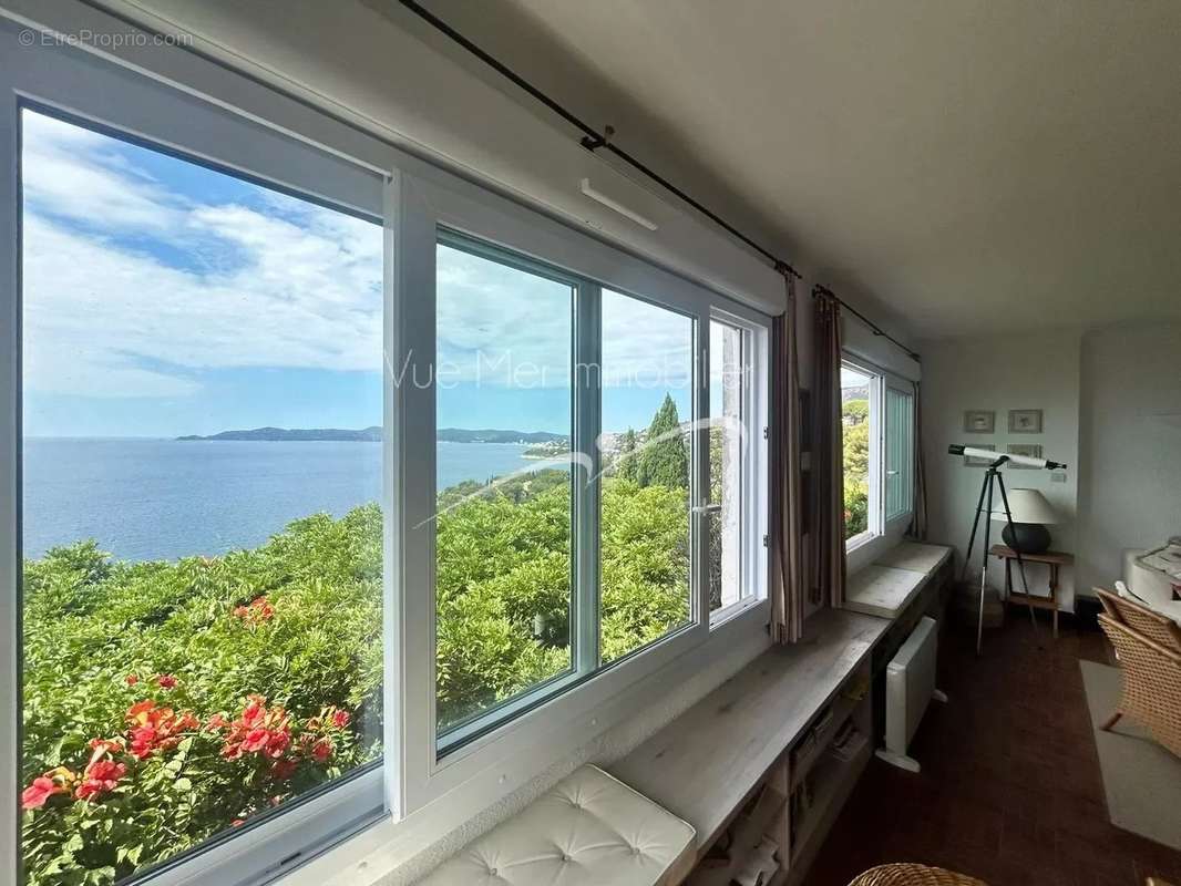 Appartement à LE LAVANDOU