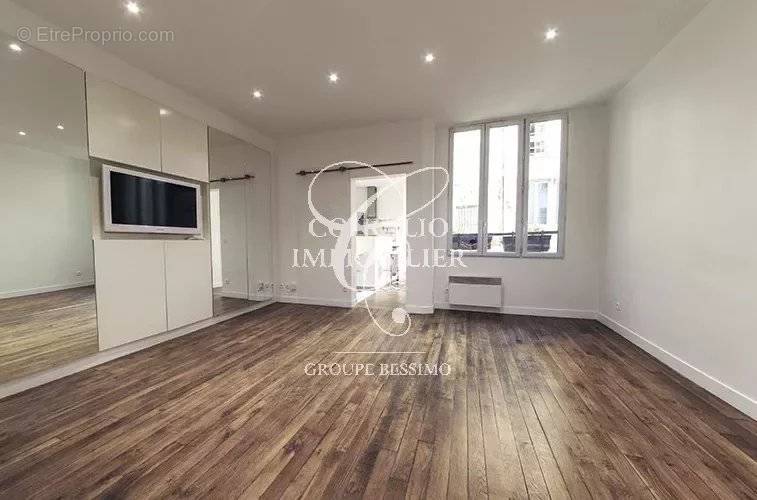Appartement a louer paris-2e-arrondissement - 3 pièce(s) - 59 m2 - Surfyn