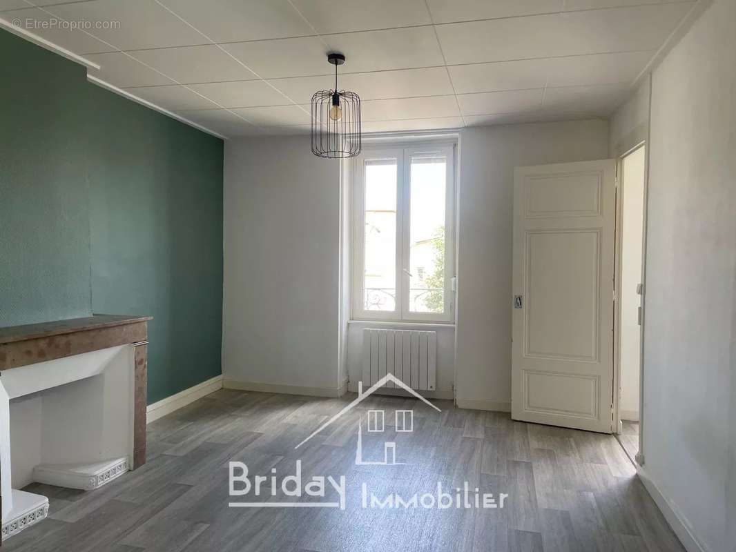 Appartement à SAINT-SYMPHORIEN-D&#039;OZON