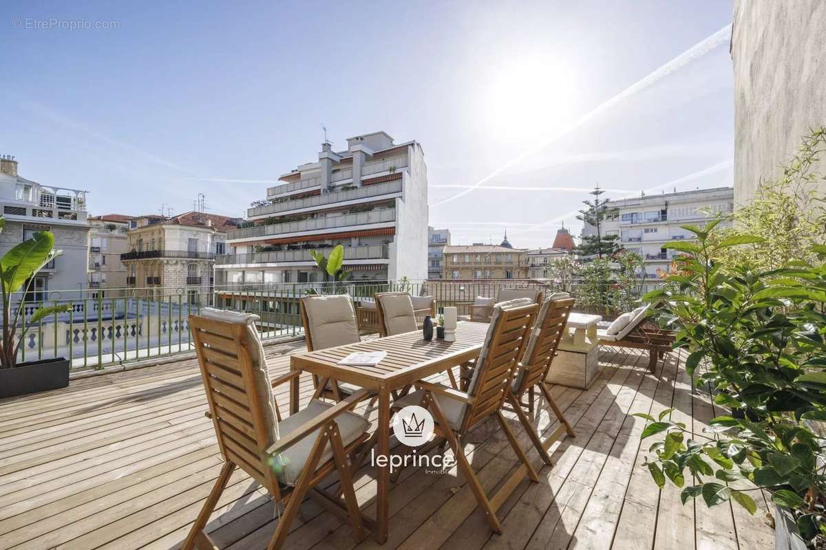 Appartement à NICE