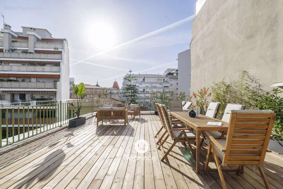 Appartement à NICE