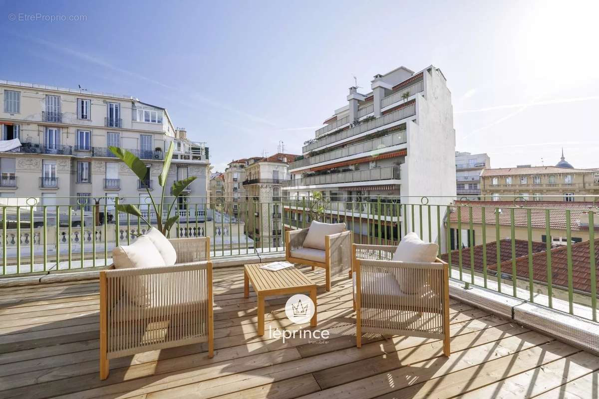 Appartement à NICE