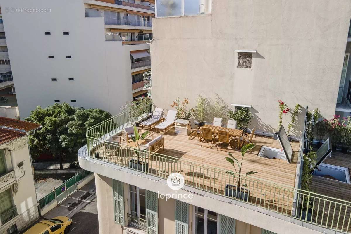 Appartement à NICE