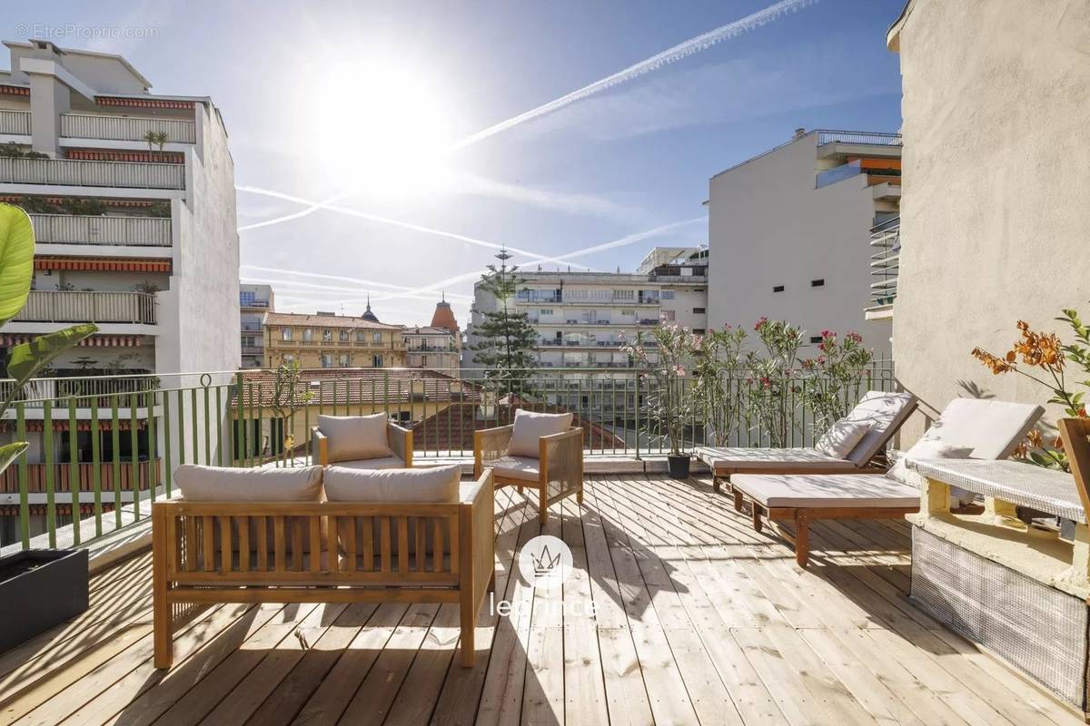 Appartement à NICE