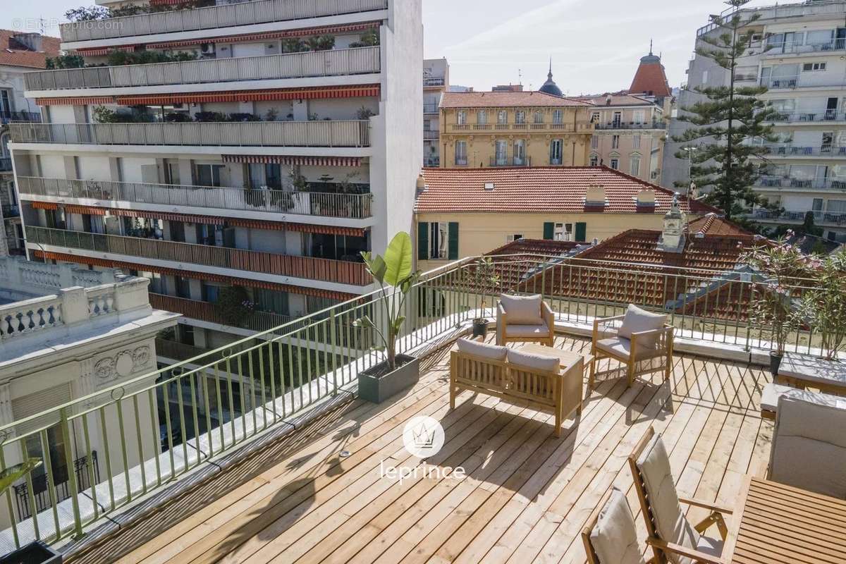 Appartement à NICE