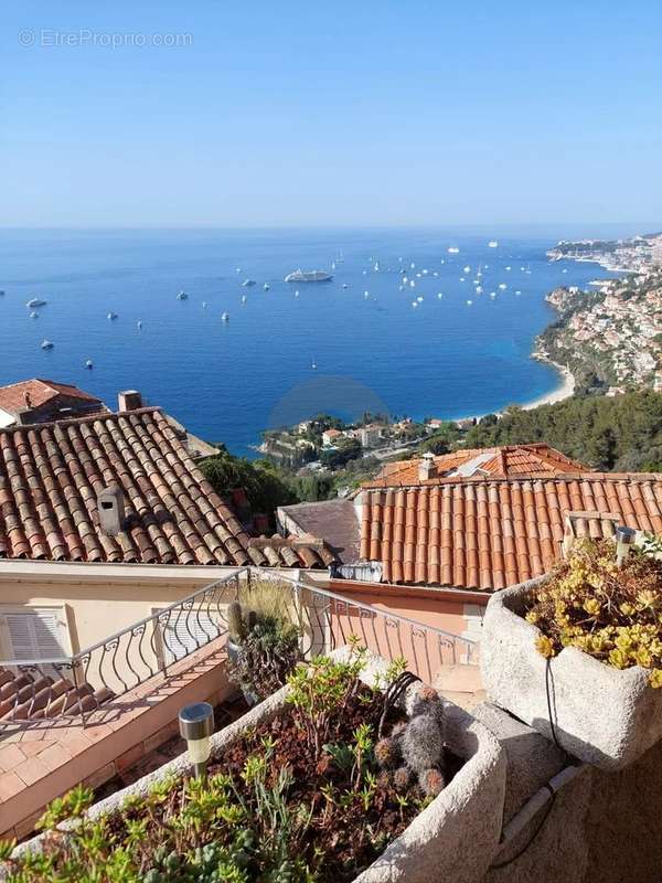 Appartement à ROQUEBRUNE-CAP-MARTIN