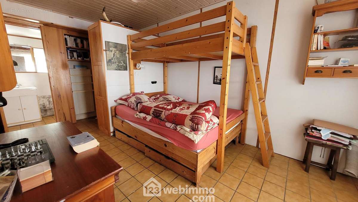 Une 3è chambre de 14m² - Maison à LONGEVILLE-SUR-MER