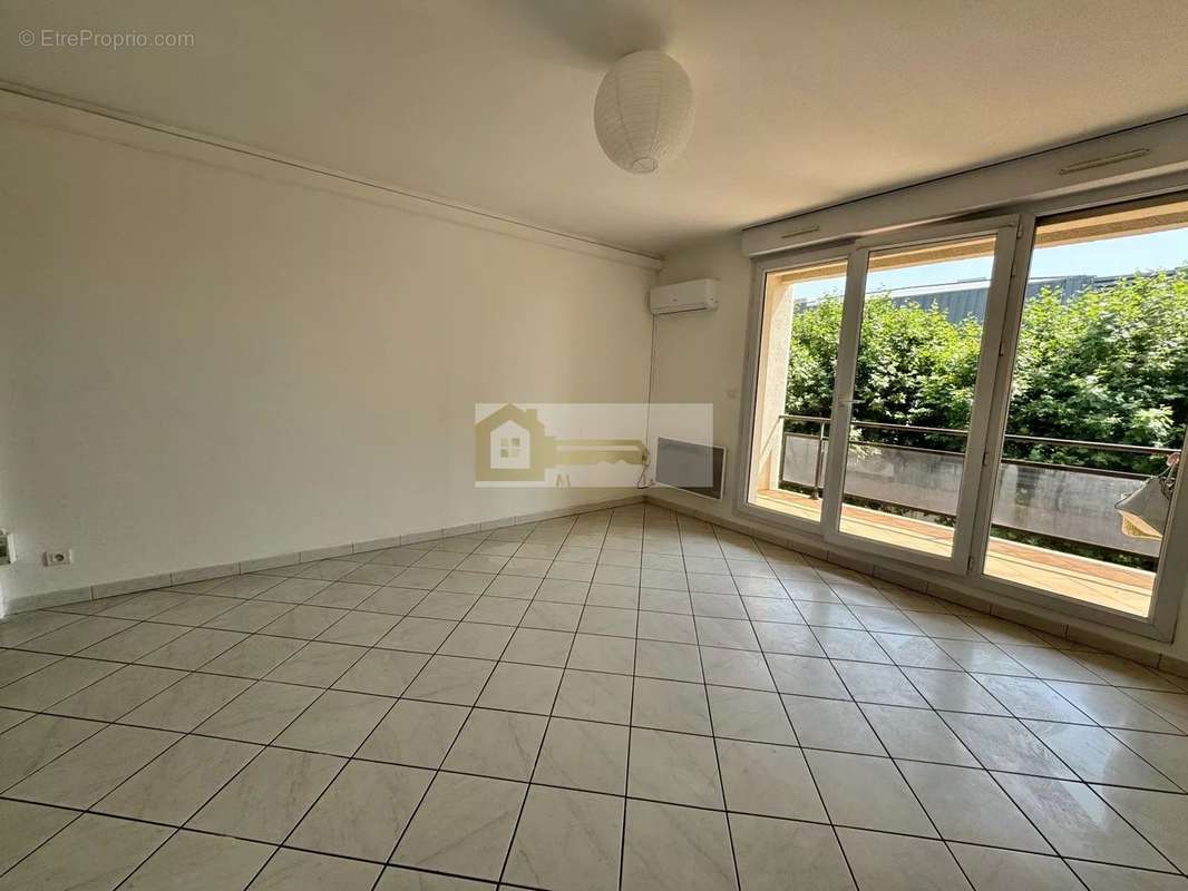 Appartement à MONTELIMAR