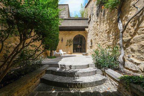 Maison à UZES