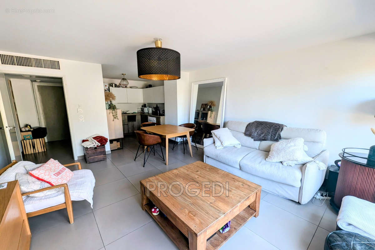 Appartement à BEAUSOLEIL