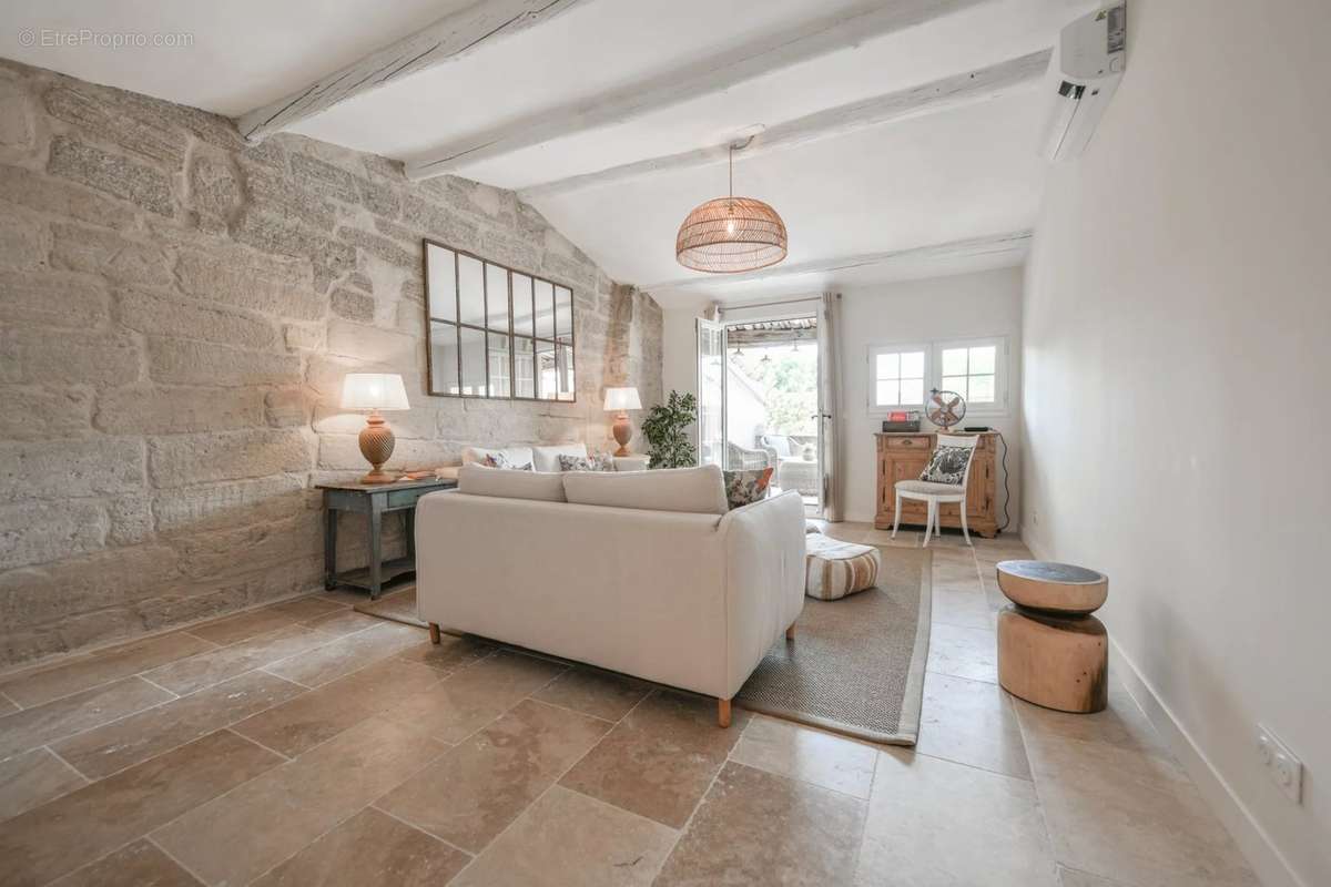 Appartement à UZES