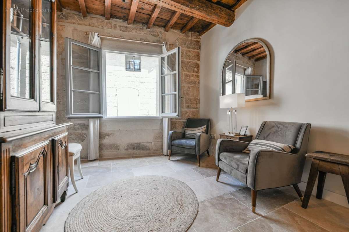 Appartement à UZES