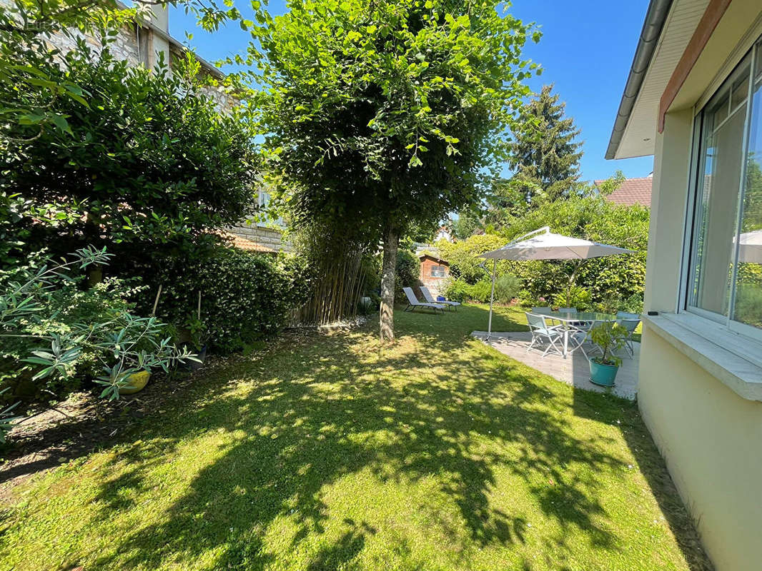 Maison à EAUBONNE