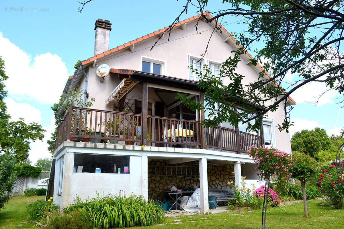 Maison à CHATELLERAULT