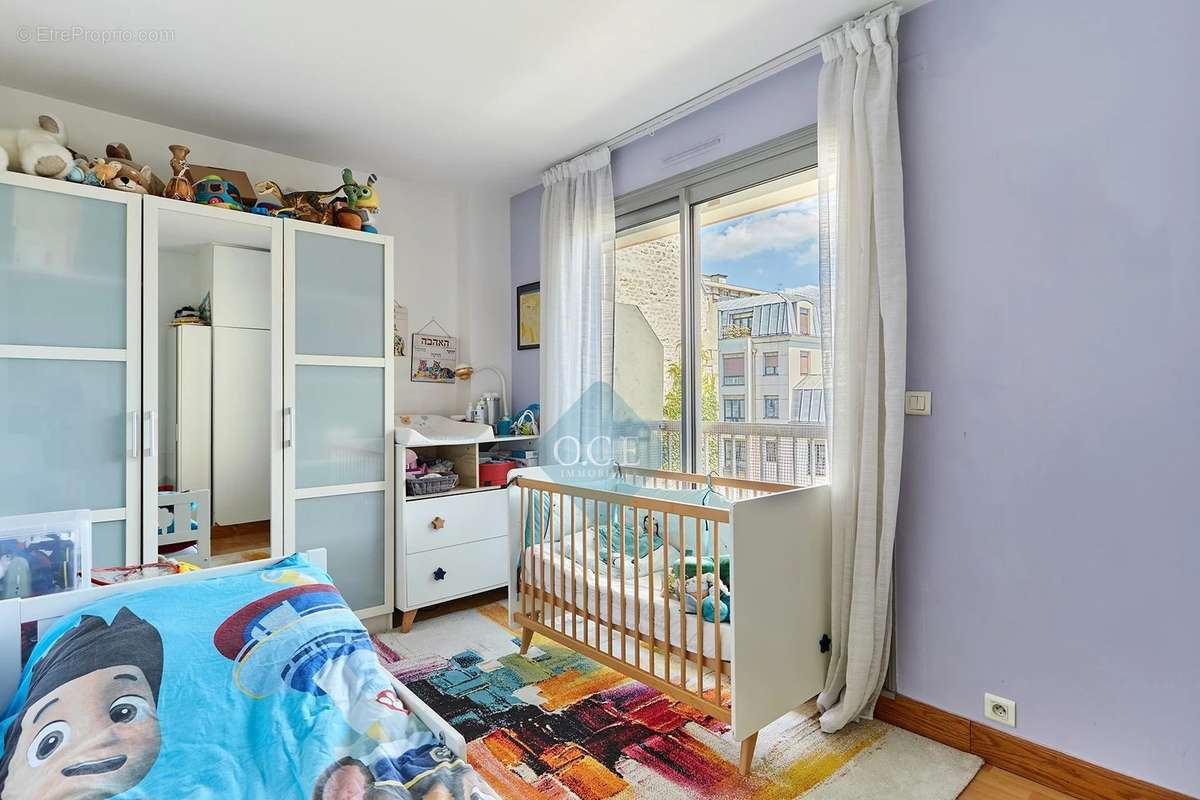 Appartement à PARIS-11E