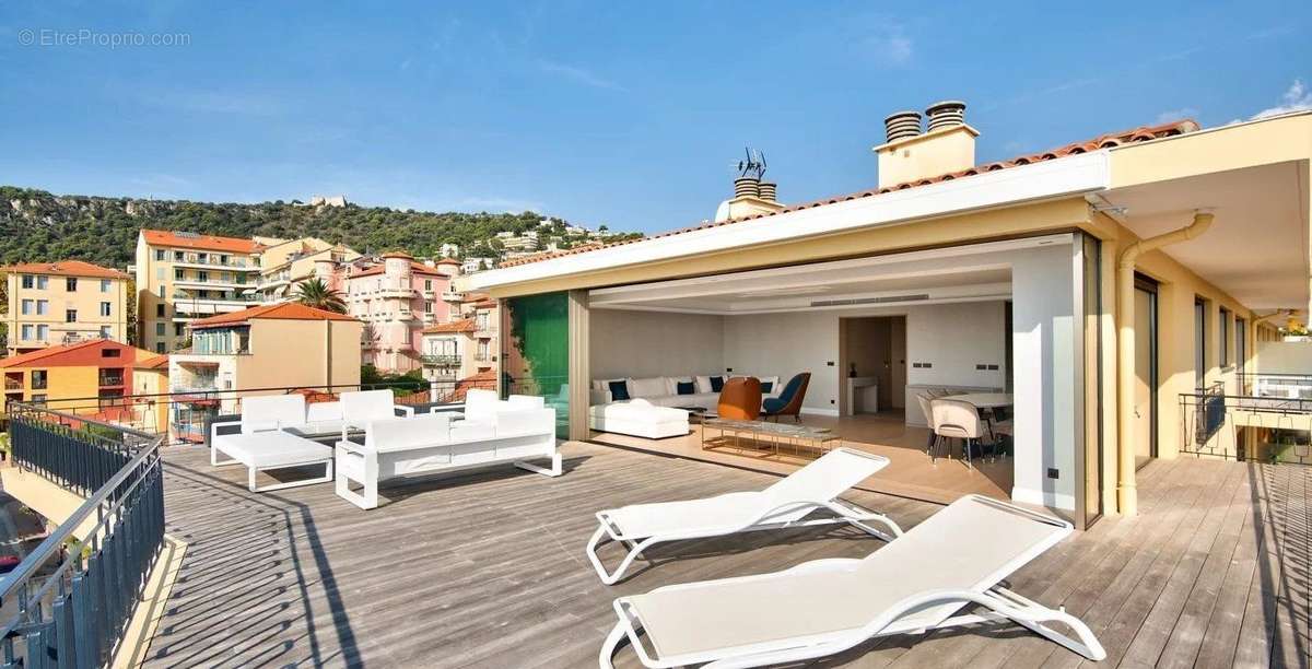 Appartement à VILLEFRANCHE-SUR-MER