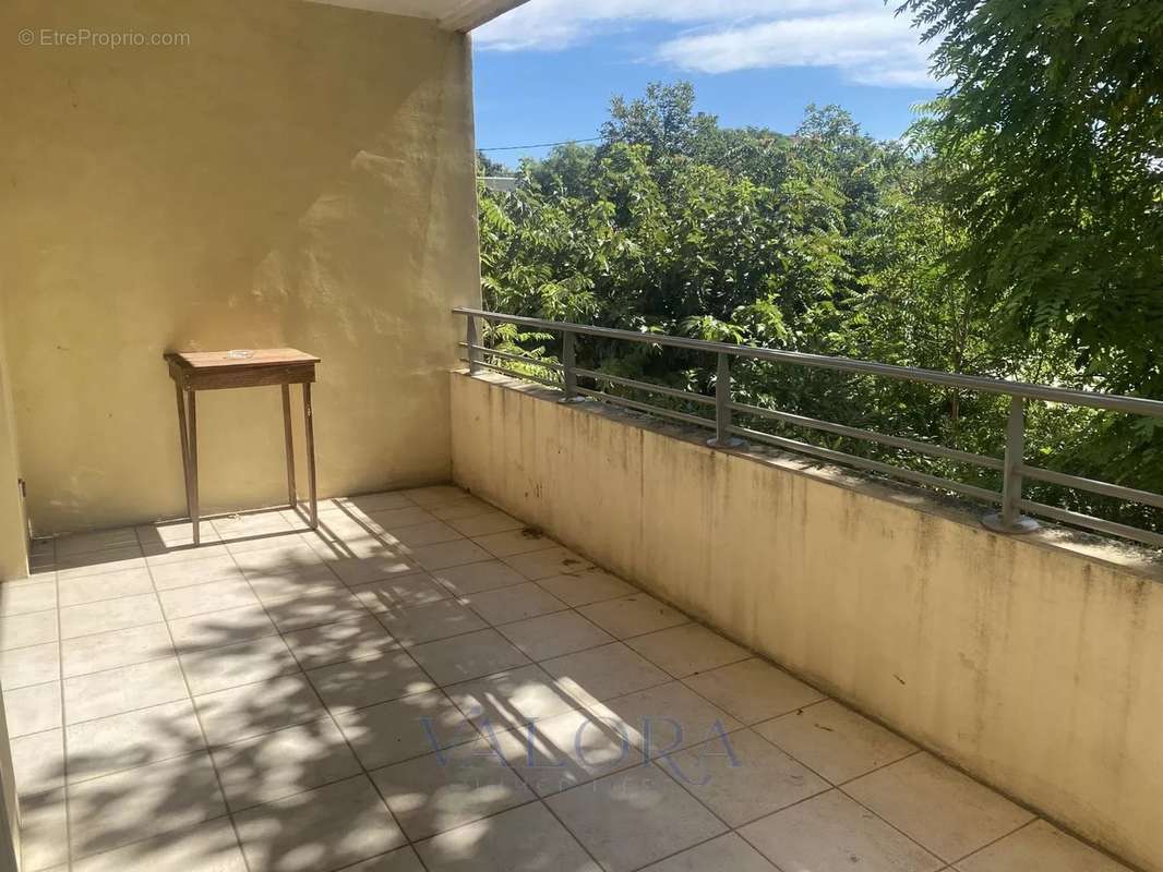 Appartement à MARSEILLE-8E