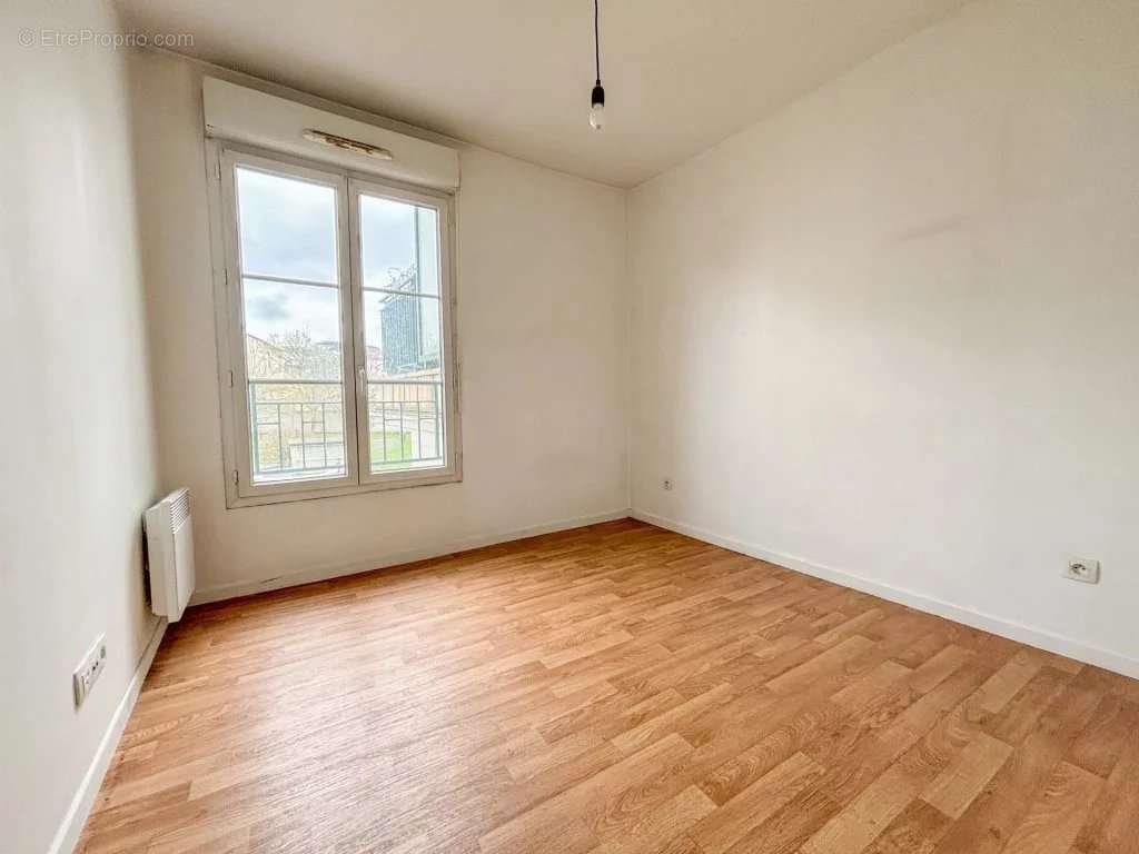 Appartement à MORANGIS