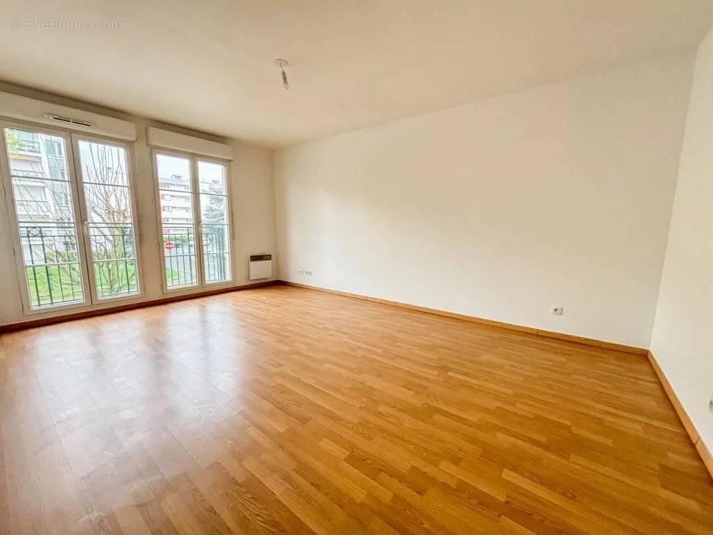 Appartement à MORANGIS