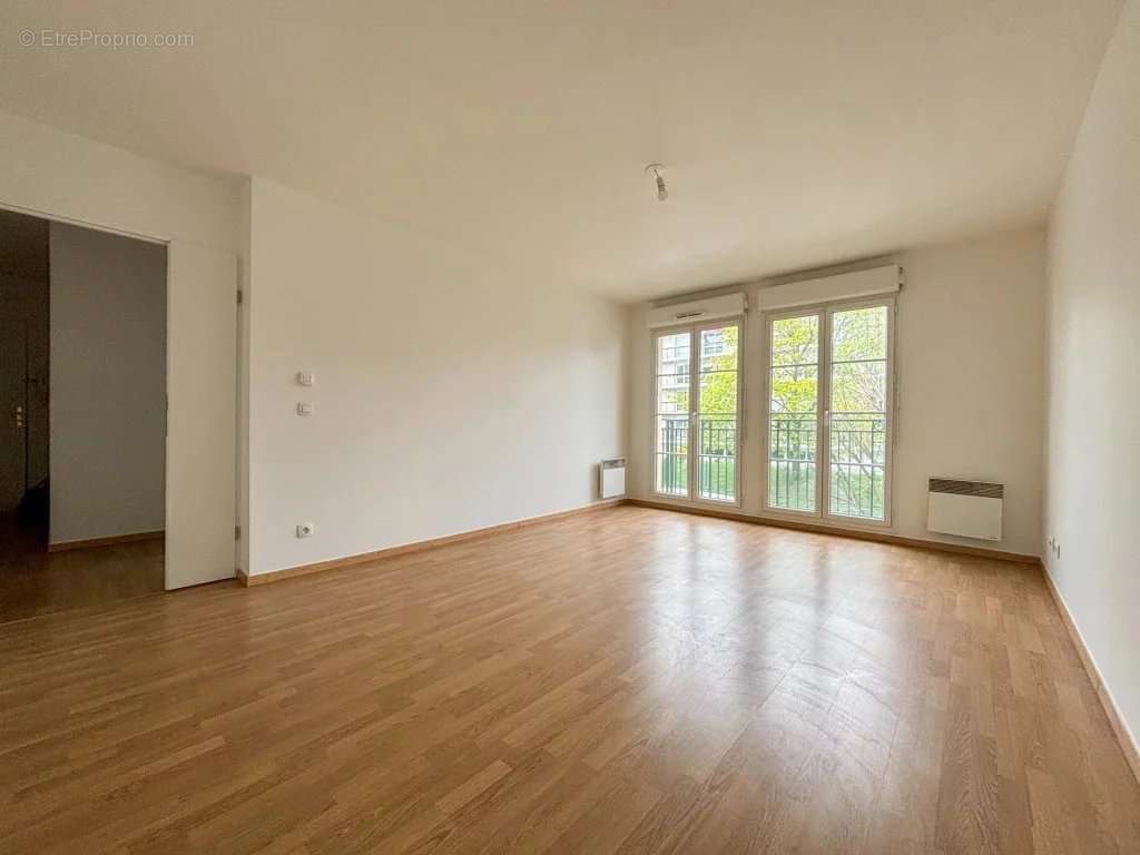 Appartement à MORANGIS