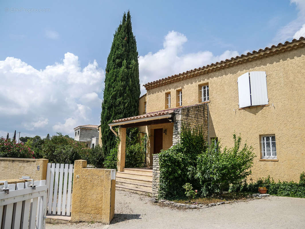 Maison à VILLENEUVE-LES-AVIGNON